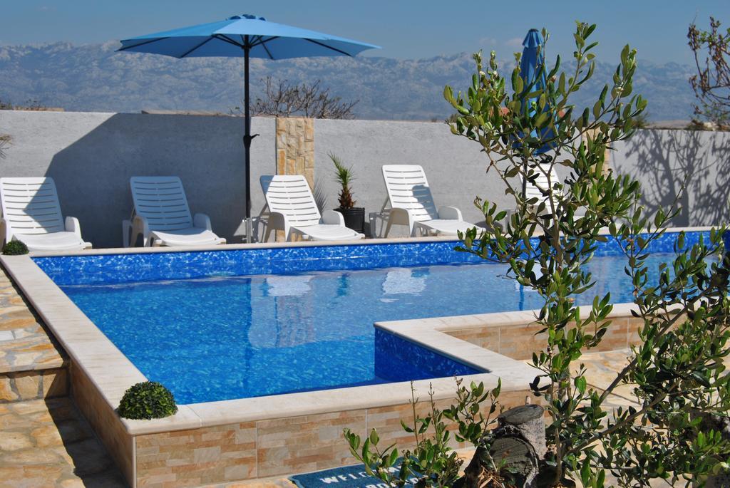 Appartement House With Swimming Pool Blue Diamond à Povljana Extérieur photo